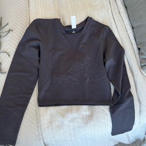 Vitality long sleeve crop